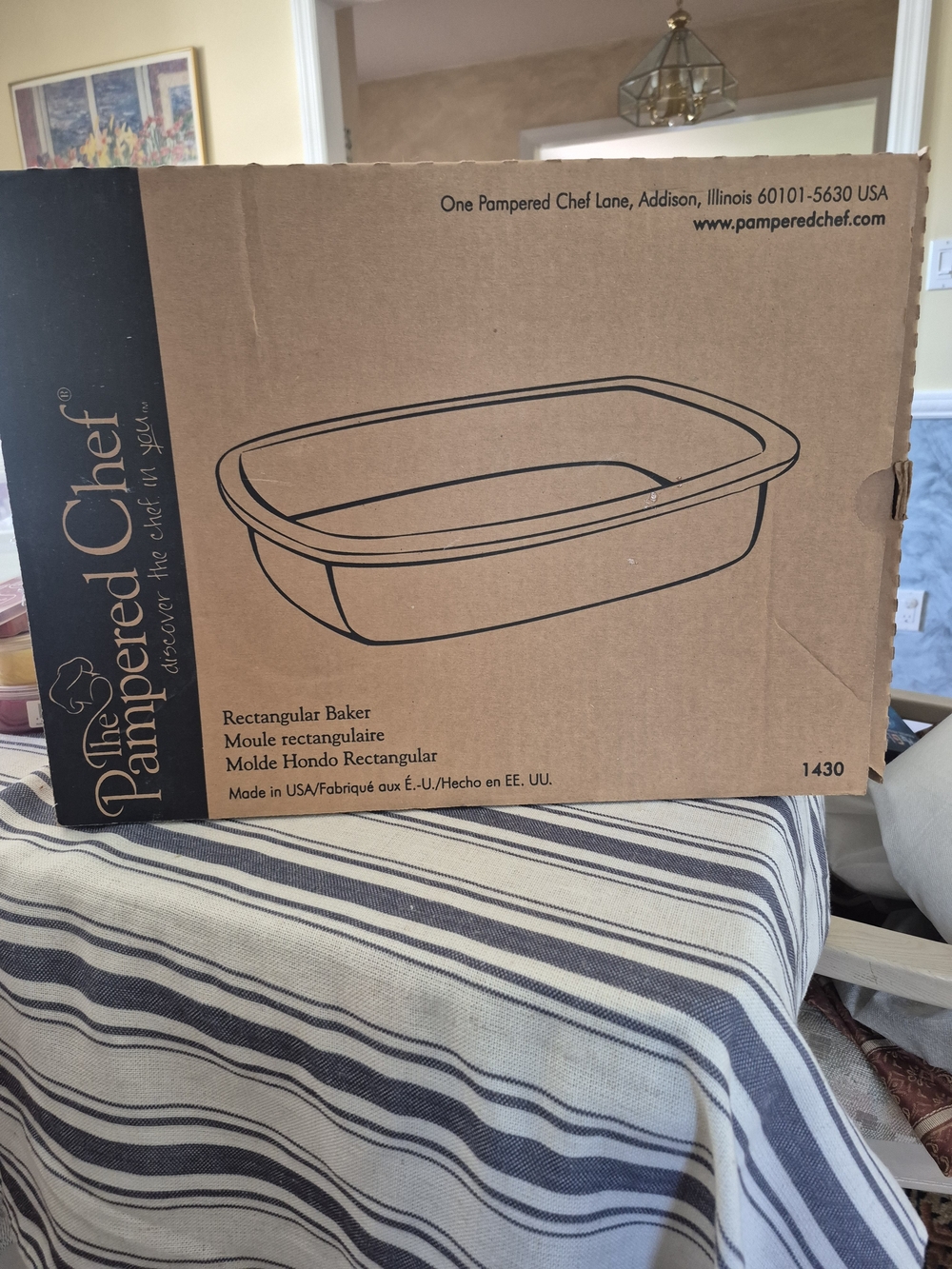 The Pampered Chef Rectangular Baker NIB